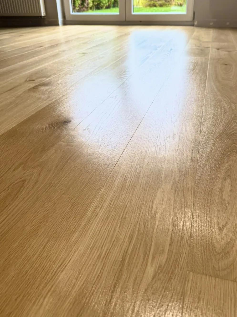 Deska warstwowa debowa po renowacji, naturalny kolor drewna